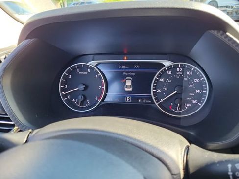 Used 2024 Nissan Sentra SR FWD image 26