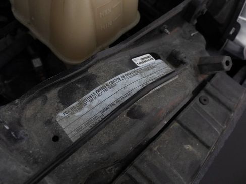 Used 2025 RAM ProMaster 2500 w/ Convenience Group FWD image 30
