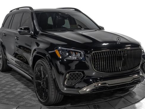 Used 2025 Mercedes-Benz Maybach GLS 600 4MATIC image 12