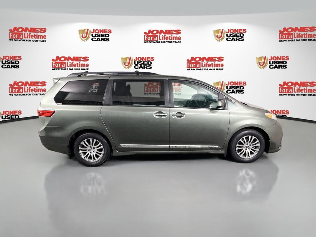 Certified 2020 Toyota Sienna XLE w/ XLE Navigation Package FWD image 20
