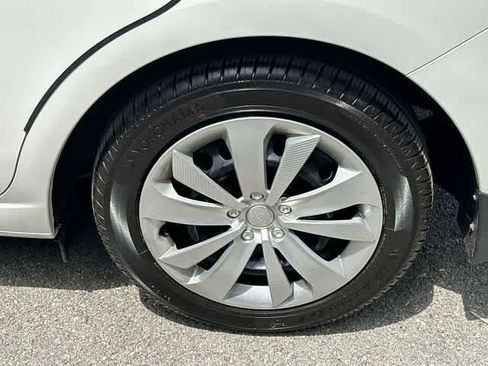 Certified 2022 Subaru Impreza 2.0i AWD/4WD image 5