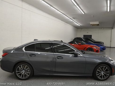 Used 2020 BMW 330i Sedan w/ Convenience Package image 9