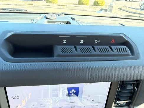 New 2026 Ford Bronco Big Bend w/ Black Diamond Package AWD/4WD image 21