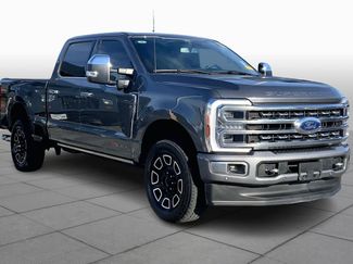 Used 2024 Ford F250 Platinum video 2