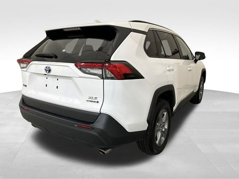 Used 2024 Toyota RAV4 XLE image 5