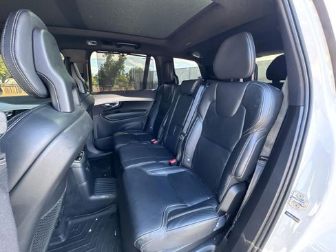 Used 2021 Volvo XC90 T8 R-Design w/ Advanced Package AWD/4WD image 5