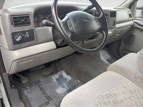 Used 1999 Ford F250 XL image 10