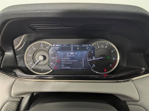 Used 2023 Land Rover Range Rover Evoque R-Dynamic S image 17