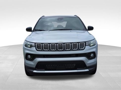 Used 2024 Jeep Compass Limited AWD/4WD image 9