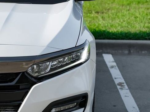 Used 2019 Honda Accord Sport image 46