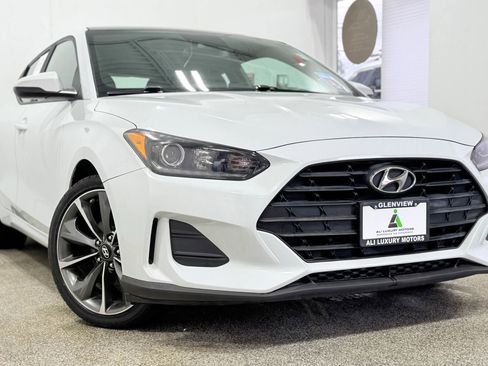 Used 2019 Hyundai Veloster 2.0 Premium image 3