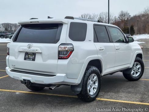 Used 2020 Toyota 4Runner SR5 image 7
