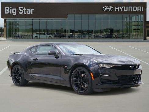 Used 2023 Chevrolet Camaro SS RWD image 6