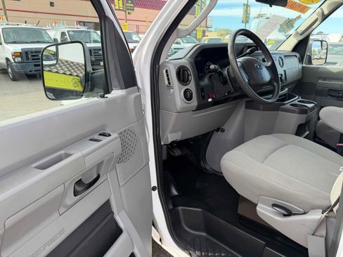Used 2013 Ford E-150 and Econoline 150 image 19