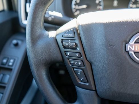 Certified 2025 Nissan Frontier SV image 22