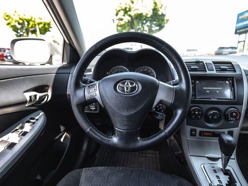 Used 2010 Toyota Corolla LE FWD image 21