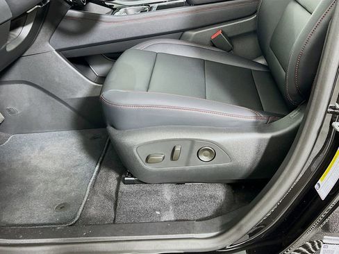 New 2026 Chevrolet Traverse Z71 w/ Enhanced Driving Package AWD/4WD image 19