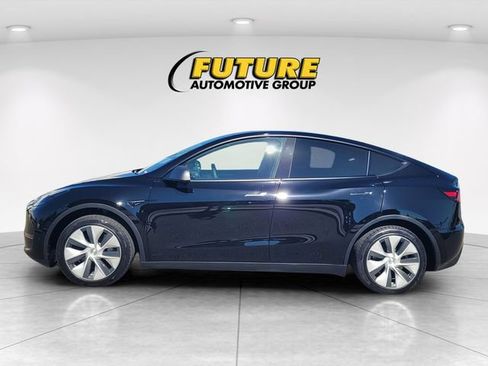 Used 2024 Tesla Model Y Long Range AWD/4WD image 6