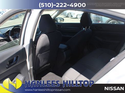 New 2026 Nissan Altima 2.5 SV AWD/4WD image 15