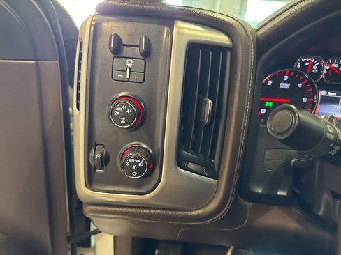 Used 2015 GMC Sierra 1500 SLT w/ Max Trailering Package image 29