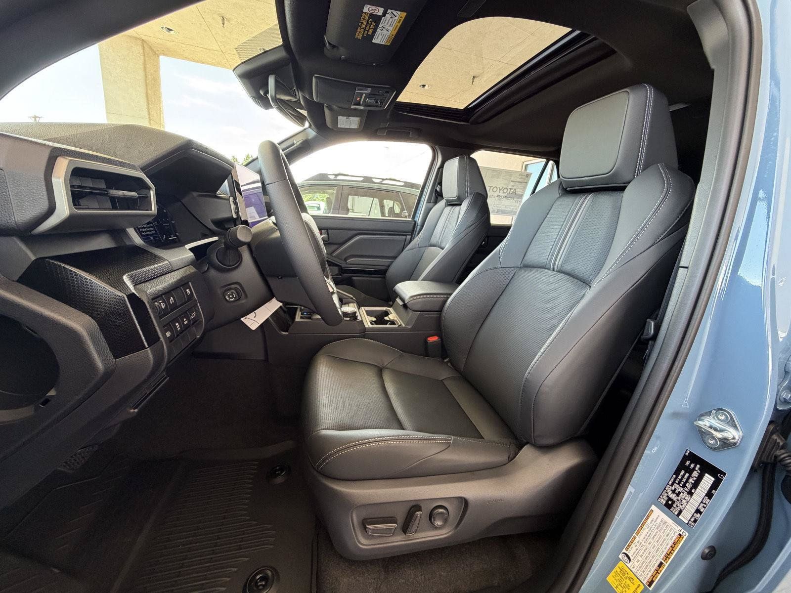 New 2026 Toyota 4Runner Limited AWD/4WD image 10