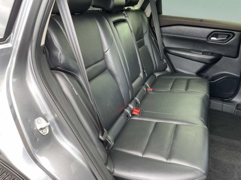 Used 2023 Nissan Rogue SL w/ SL Premium Package FWD image 16