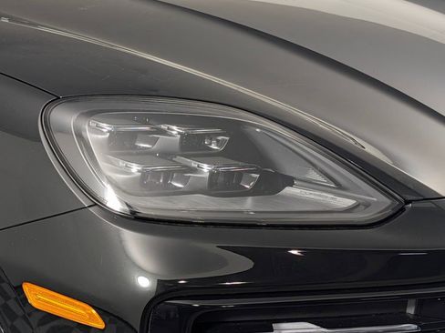 New 2026 Porsche Cayenne Coupe image 15