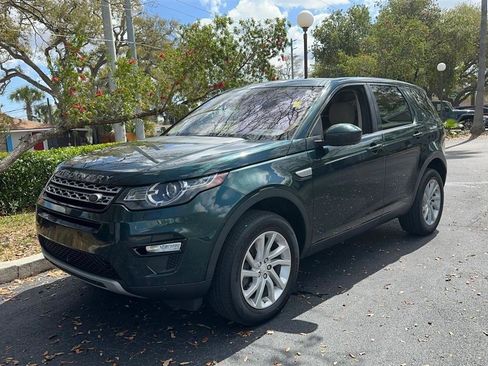 Used 2017 Land Rover Discovery Sport HSE image 2