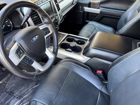 Used 2019 Ford F250 Lariat w/ Lariat Ultimate Package AWD/4WD image 10