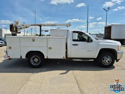 Used 2011 Chevrolet Silverado 3500 W/T w/ Snow Plow Prep Package AWD/4WD image 8