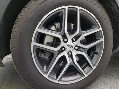 Used 2019 Ford Explorer Sport w/ Equipment Group 401A image 31