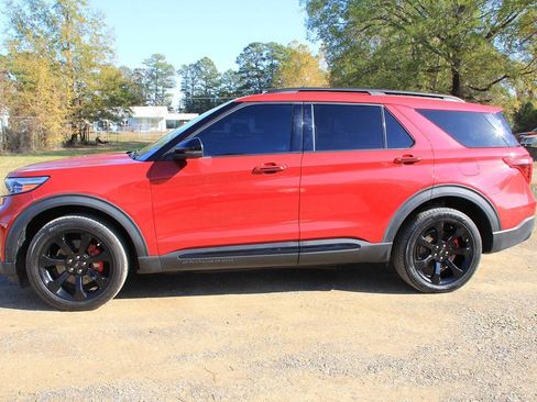 Used 2021 Ford Explorer ST w/ Equipment Group 401A image 2