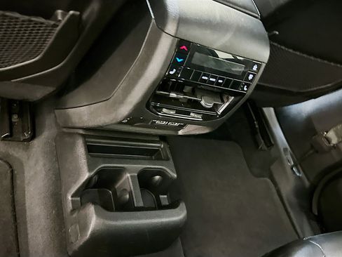 Used 2024 Jeep Grand Cherokee L Limited w/ Luxury Tech Group II AWD/4WD image 29