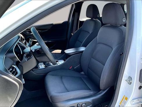 Used 2024 Chevrolet Malibu LT image 20