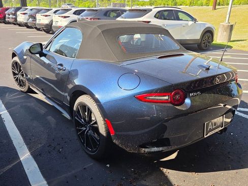 New 2026 MAZDA MX-5 Miata Grand Touring RWD image 9