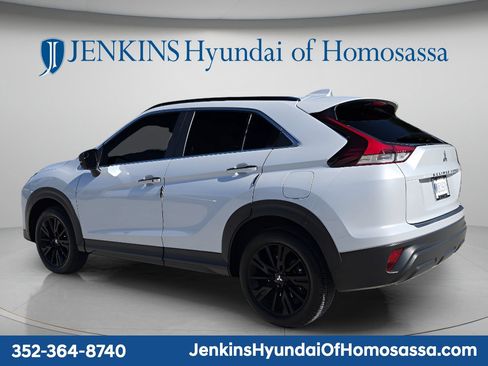 Used 2024 Mitsubishi Eclipse Cross AWD image 7