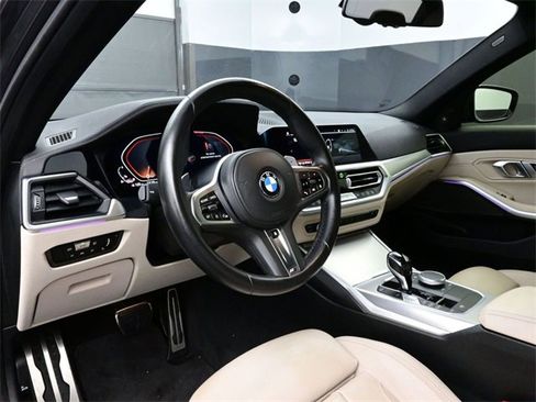 Used 2020 BMW M340i w/ Premium Package image 4
