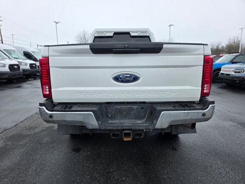 Used 2017 Ford F350 XLT w/ XLT Value Package image 4
