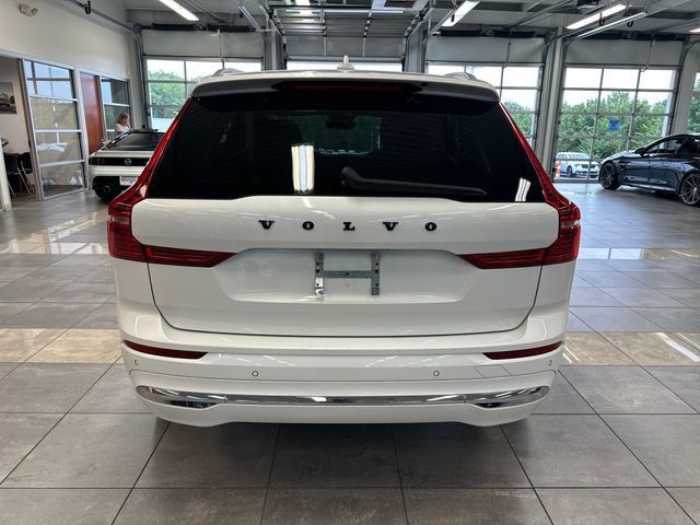 Used 2023 Volvo XC60 B5 Plus AWD/4WD image 12