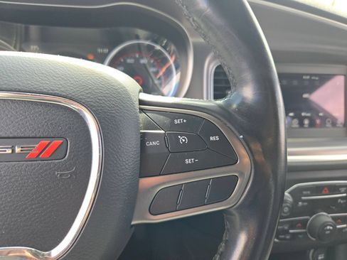 Used 2020 Dodge Charger SXT w/ Leather Interior Group RWD image 20