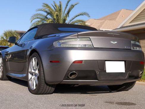 Used 2012 Aston Martin V8 Vantage Roadster image 15