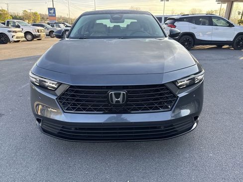 Used 2023 Honda Accord EX-L image 2