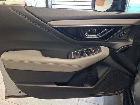 Used 2020 Subaru Outback Limited AWD/4WD image 12