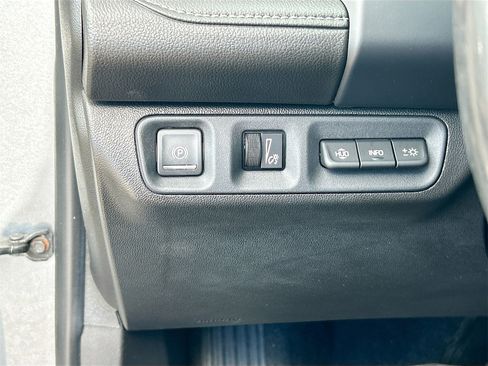 Used 2020 GMC Acadia Denali w/ Technology Package image 10