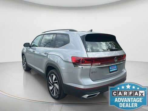 Used 2025 Volkswagen Atlas SE AWD/4WD image 7