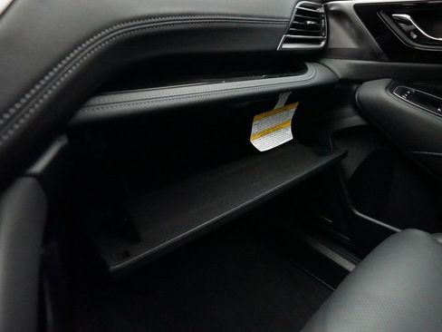 Certified 2025 Subaru Outback Touring image 31