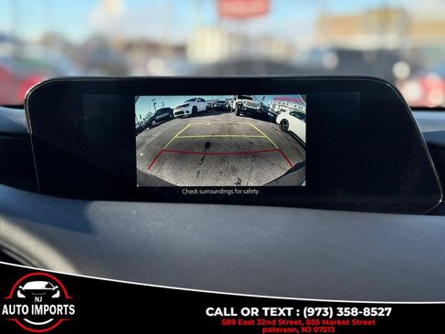 Used 2022 MAZDA MAZDA3 s image 24