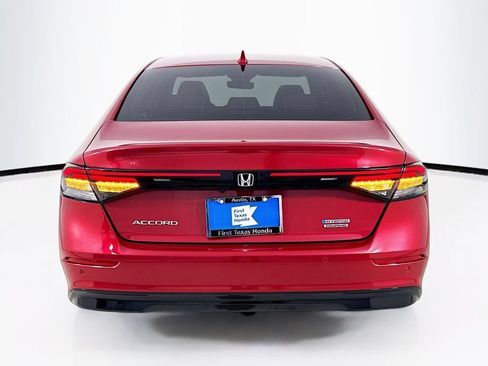 Used 2025 Honda Accord Touring image 7
