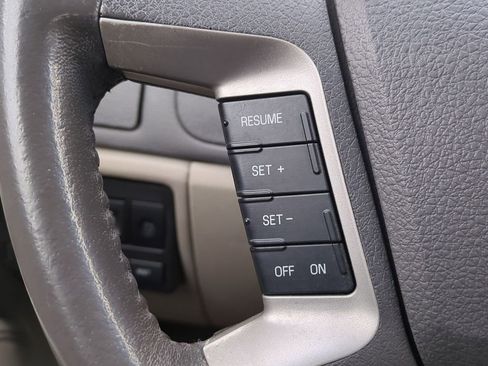 Used 2010 Ford Fusion SEL image 22