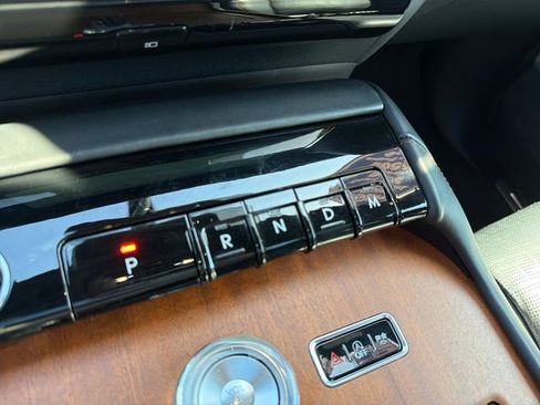 Used 2025 Lincoln Navigator Black Label image 27